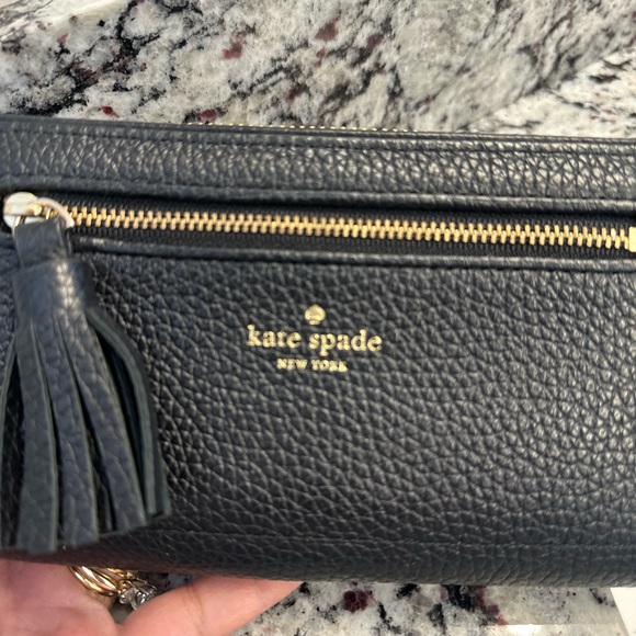 Kate Spade Black leather wallet - Picture 7 of 10